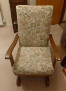 Vintage Traditional Comfy Rocking Chair