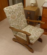 Vintage Traditional Comfy Rocking Chair